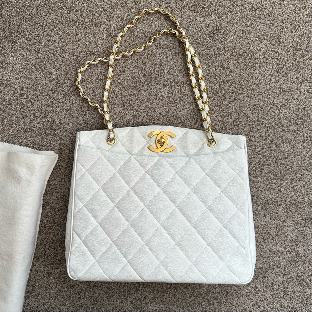 Chanel shopper tote in white caviar